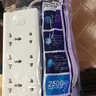 Ổ cắm điện 6 ổ cắm, dây dài 2m deli E18339(02)